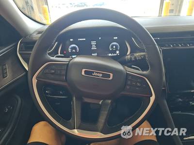 2023 Jeep Grand Cherokee Limited - zdjęcie 10 z 39 - miniatura