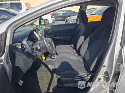 2016 Nissan Versa Note SV - zdjęcie 7 z 18 - miniatura