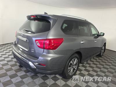 2019 Nissan Pathfinder SV - zdjęcie 4 z 40 - miniatura