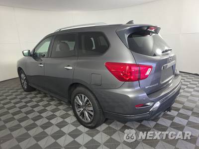 2019 Nissan Pathfinder SV - zdjęcie 6 z 40 - miniatura