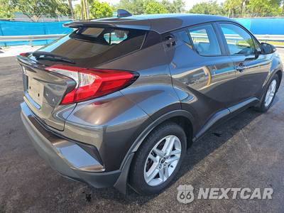 2021 Toyota C-HR LE - zdjęcie 4 z 26 - miniatura
