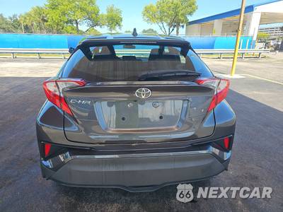 2021 Toyota C-HR LE - zdjęcie 5 z 26 - miniatura