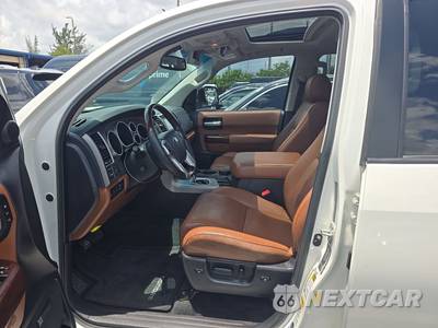 2014 Toyota Sequoia Platinum - zdjęcie 7 z 25 - miniatura