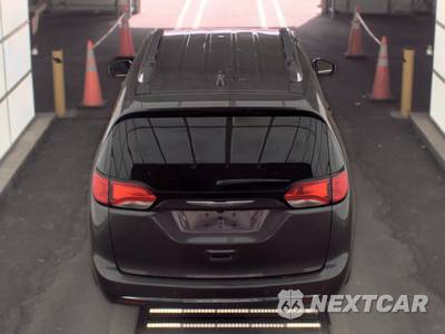 2020 Chrysler Pacifica Touring L 121.6" WB - zdjęcie 5 z 25 - miniatura