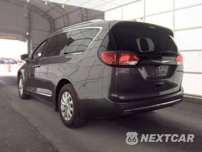 2020 Chrysler Pacifica Touring L 121.6" WB - zdjęcie 6 z 25 - miniatura