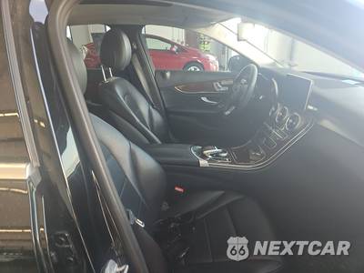 2015 Mercedes-Benz C 300 4MATIC Sedan - zdjęcie 8 z 38 - miniatura