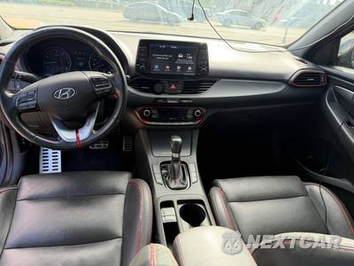 2018 Hyundai Elantra GT Sport Hatchback - zdjęcie 9 z 12 - miniatura