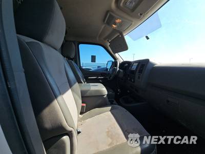 2021 Nissan NV2500 HD Cargo SV Standard Roof 146.1" WB - zdjęcie 8 z 36 - miniatura