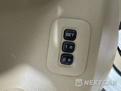 2013 Nissan Armada Platinum - zdjęcie 44 z 50 - miniatura