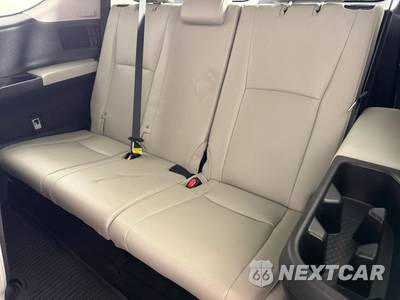 2024 Toyota Grand Highlander Hybrid Limited - zdjęcie 37 z 49 - miniatura
