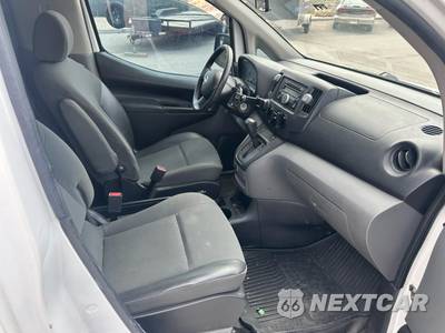 2017 Nissan NV200 Compact Cargo S 115.2" WB - zdjęcie 8 z 21 - miniatura