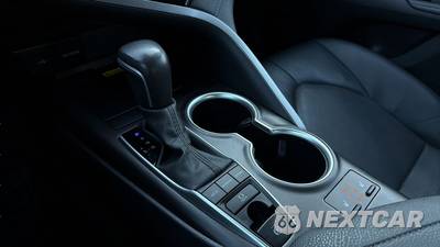2024 Toyota Camry XLE - zdjęcie 27 z 38 - miniatura