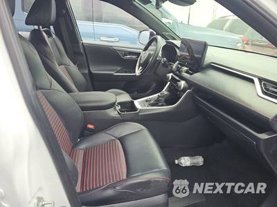 2024 Toyota RAV4 Prime XSE - zdjęcie 8 z 29 - miniatura