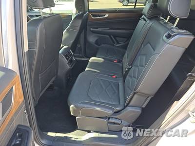 2025 Volkswagen Atlas 2.0T SE w/Technology - zdjęcie 13 z 30 - miniatura
