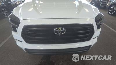 2025 Toyota Sequoia SR5 - zdjęcie 20 z 28 - miniatura