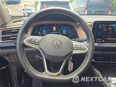 2025 Volkswagen Atlas 2.0T SE w/Technology - zdjęcie 10 z 26 - miniatura