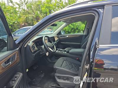 2025 Volkswagen Atlas 2.0T SE w/Technology - zdjęcie 7 z 26 - miniatura