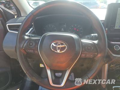 2025 Toyota Corolla Cross LE - zdjęcie 10 z 24 - miniatura