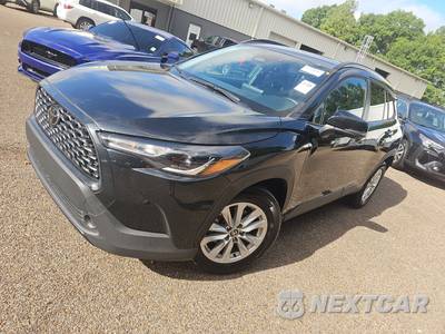 2025 Toyota Corolla Cross LE
