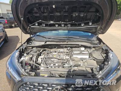 2025 Toyota Corolla Cross LE - zdjęcie 2 z 24 - miniatura