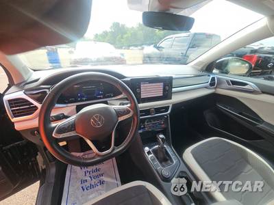 2025 Volkswagen Taos SE - zdjęcie 11 z 21 - miniatura