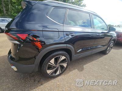 2025 Volkswagen Taos SE - zdjęcie 4 z 21 - miniatura