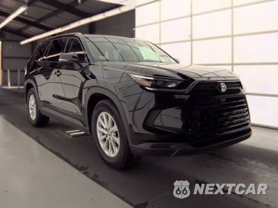 2025 Toyota Grand Highlander XLE - zdjęcie 3 z 25 - miniatura