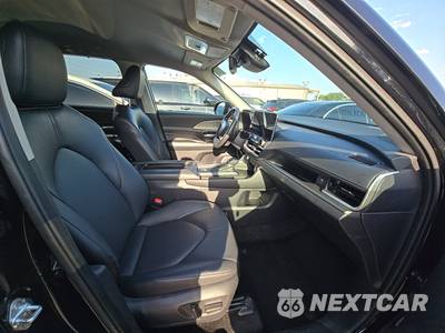 2025 Toyota Grand Highlander XLE - zdjęcie 8 z 25 - miniatura