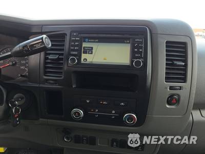 2018 Nissan NV2500 HD Cargo SV High Roof 146.1" WB - zdjęcie 11 z 26 - miniatura