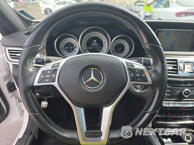 2016 Mercedes-Benz E 350 Sport Sedan - zdjęcie 10 z 18 - miniatura