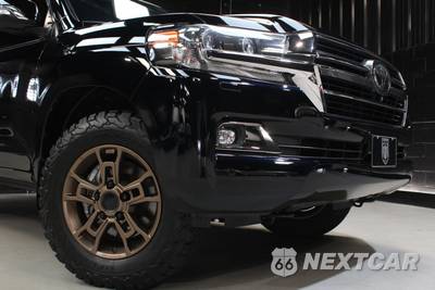 2020 Toyota Land Cruiser Heritage Edition - zdjęcie 3 z 60 - miniatura