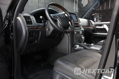 2020 Toyota Land Cruiser Heritage Edition - zdjęcie 25 z 60 - miniatura