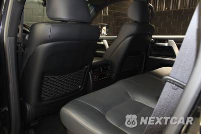 2020 Toyota Land Cruiser Heritage Edition - zdjęcie 34 z 60 - miniatura