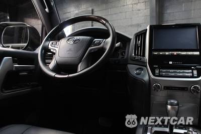 2020 Toyota Land Cruiser Heritage Edition - zdjęcie 53 z 60 - miniatura