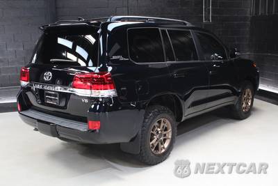 2020 Toyota Land Cruiser Heritage Edition - zdjęcie 13 z 60 - miniatura