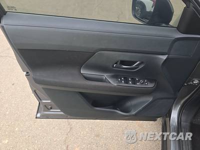 2025 Nissan Kicks S - zdjęcie 9 z 23 - miniatura