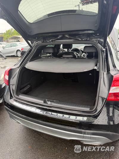 2017 Mercedes-Benz GLA 250 - zdjęcie 12 z 34 - miniatura