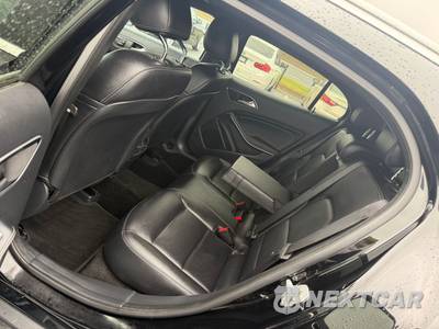 2017 Mercedes-Benz GLA 250 - zdjęcie 32 z 34 - miniatura