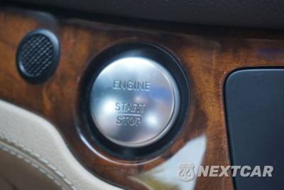 2014 Mercedes-Benz SL 550 - zdjęcie 41 z 55 - miniatura
