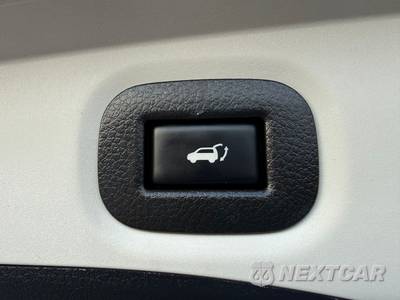 2019 Nissan Rogue SL - zdjęcie 115 z 125 - miniatura