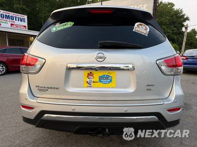 2015 Nissan Pathfinder SL - zdjęcie 22 z 132 - miniatura