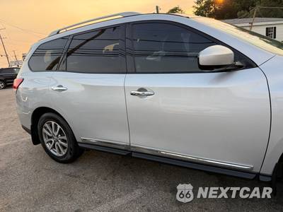 2015 Nissan Pathfinder SL - zdjęcie 39 z 132 - miniatura