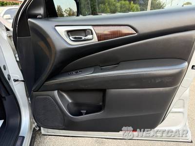 2015 Nissan Pathfinder SL - zdjęcie 48 z 132 - miniatura