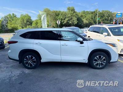 2021 Toyota Highlander Hybrid XLE - zdjęcie 10 z 38 - miniatura