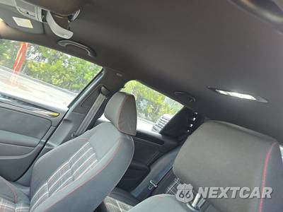 2011 Volkswagen GTI - zdjęcie 17 z 18 - miniatura