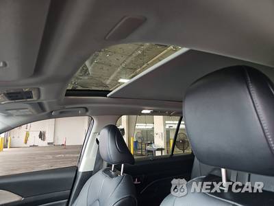 2025 Toyota Grand Highlander Hybrid Limited - zdjęcie 18 z 36 - miniatura
