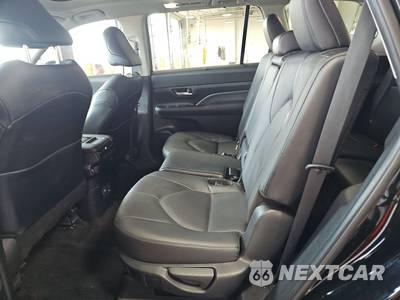 2025 Toyota Grand Highlander Hybrid Limited - zdjęcie 13 z 36 - miniatura