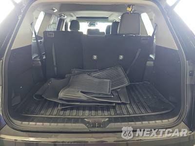 2025 Toyota Grand Highlander Hybrid Limited - zdjęcie 17 z 36 - miniatura