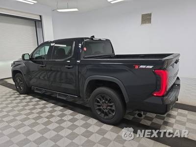 2022 Toyota Tundra SR5 Crew Cab Short Bed - zdjęcie 6 z 24 - miniatura
