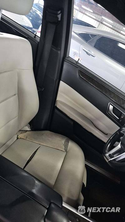 2014 Mercedes-Benz E 350 Sedan - zdjęcie 28 z 28 - miniatura